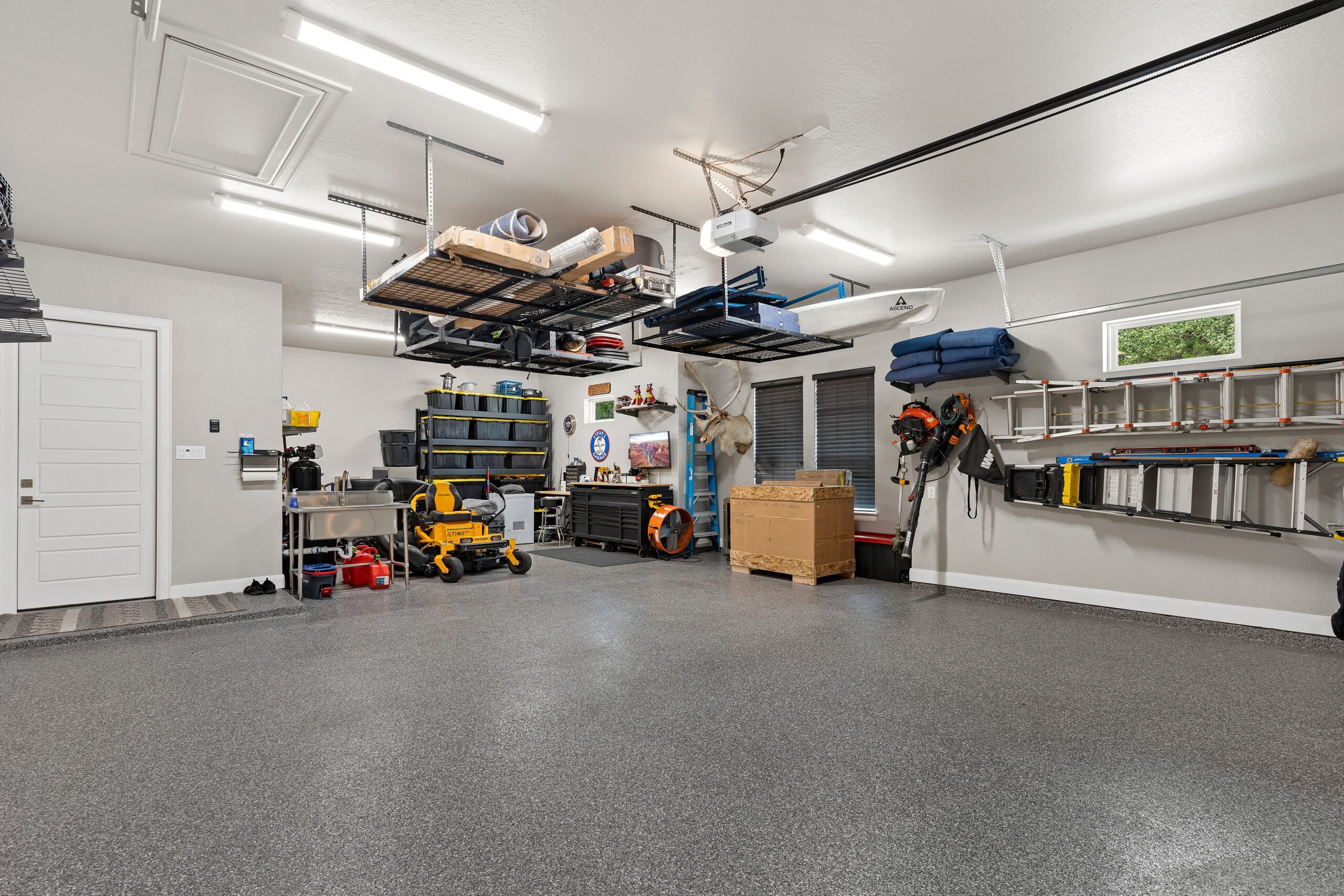 8 Items You Should Avoid Storing in a Garage